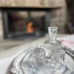 1957 To Rodo Kai To Roido בית חווה *